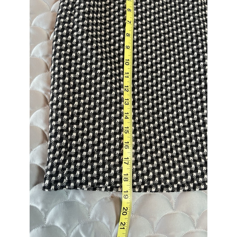 Ann Taylor LOFT Mini Skirt Wool Blend Lined Black and white size 12 Classic - Picture 4 of 6